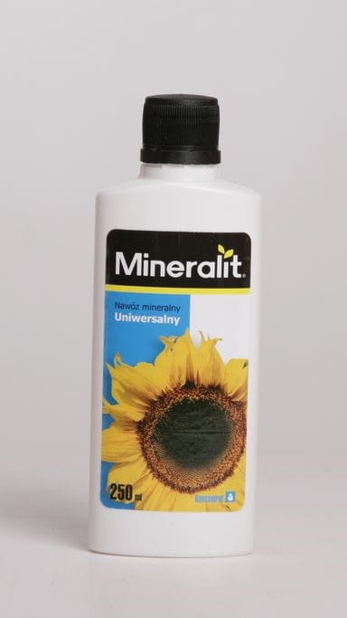 mineralit uniwersalny 0,25.jpg